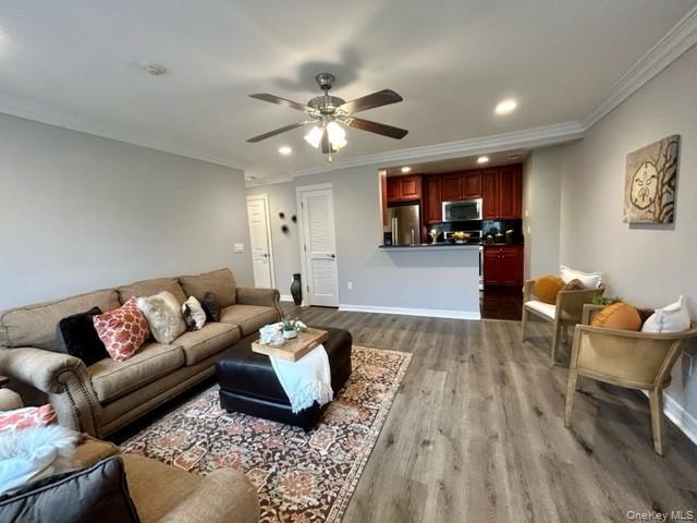 Building Photo - 803 Vista View Dr