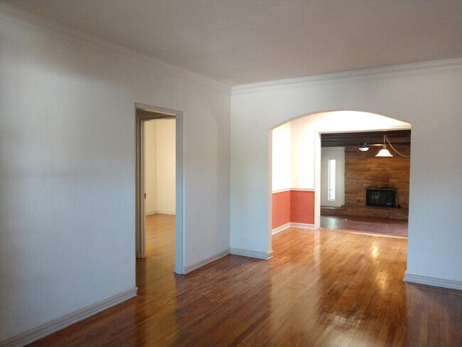Foto del edificio - 1210 Tijeras Ave NE