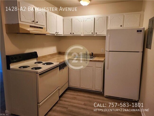 Foto del edificio - 1428 Baychester Ave