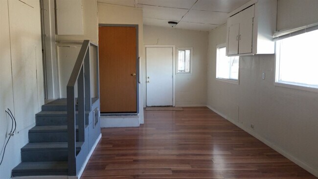 Building Photo - 2 br, 2 bath House - 4309 Lincoln