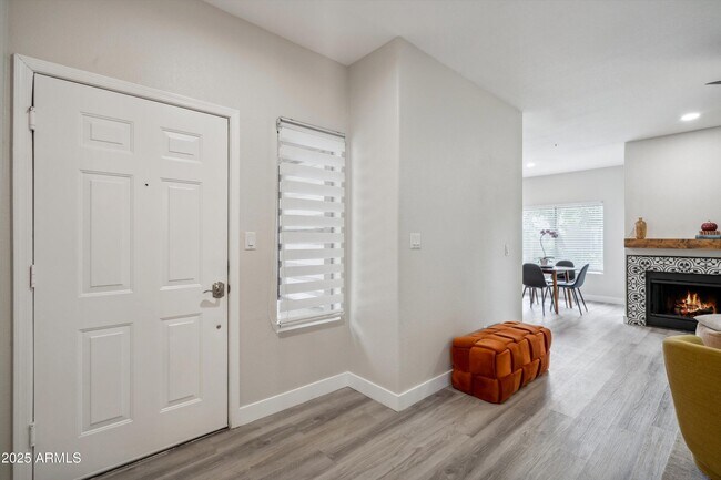 Foto del edificio - 9600 N 96th St