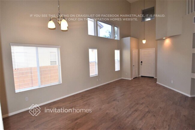 Building Photo - 723 Aloe Yucca Ave