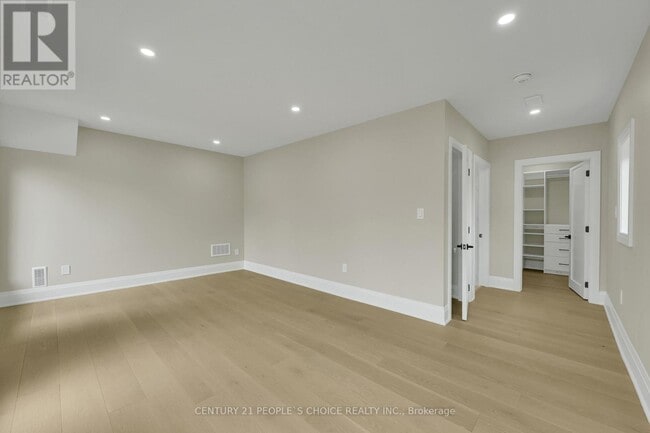 Photo du bâtiment - 2091 Bridge Rd