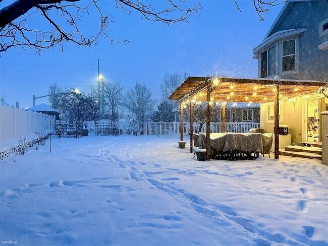 Building Photo - 5 br, 3 bath House - 39 East Hunters Haven...