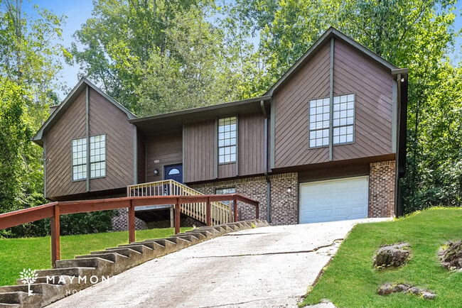Building Photo - 5553 San Marcos Dr