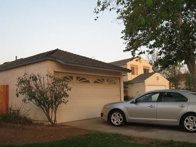 Building Photo - 2647 Liberty Ct