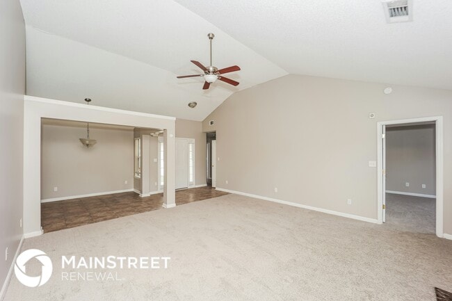 Building Photo - 425 Buffington Dr