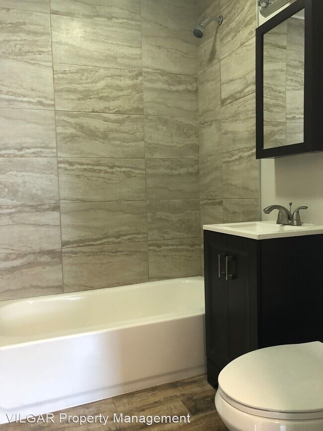 Foto del edificio - 4 br, 2 bath House - 314 Hamlin St