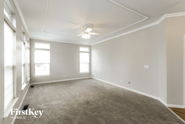 Building Photo - 4221 Silver Streak Dr