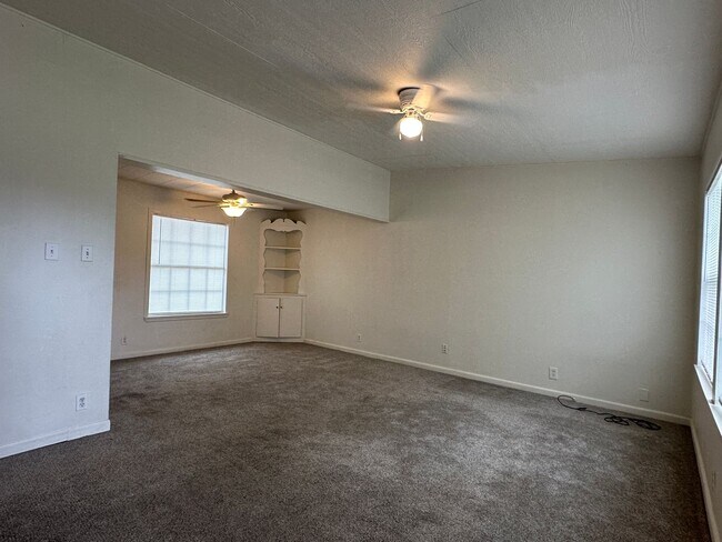 Foto del edificio - Ready for move in