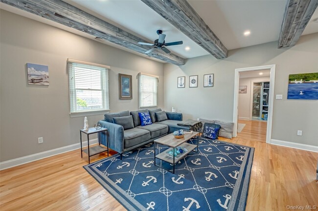 Foto del edificio - 71 S Bay Dr