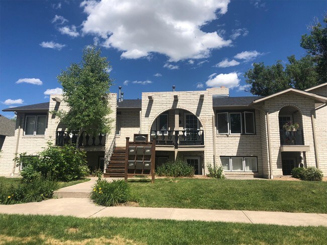 Building Photo - 3061 Reed Ave