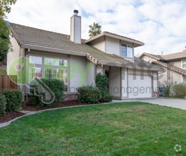Building Photo - 5402 Casa Grande Ave