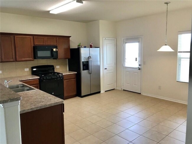 Foto del edificio - 364 Westminster Dr