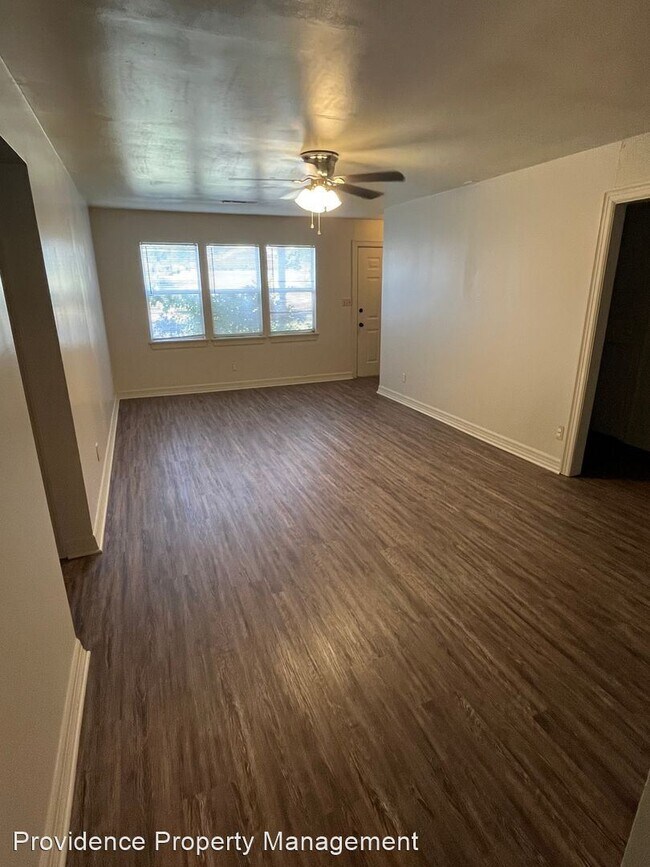 Building Photo - 4 br, 2 bath House - 458 S. Buchanan Ave.
