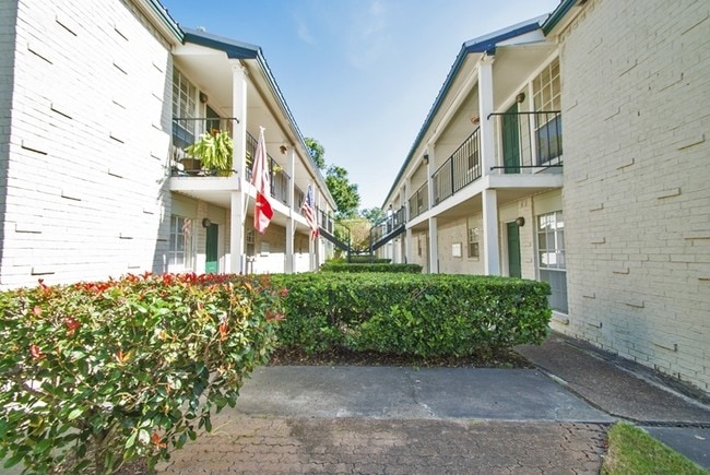 Building Photo - Heights Colony
