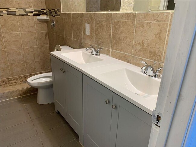 Foto del edificio - 2701 NW 21st St