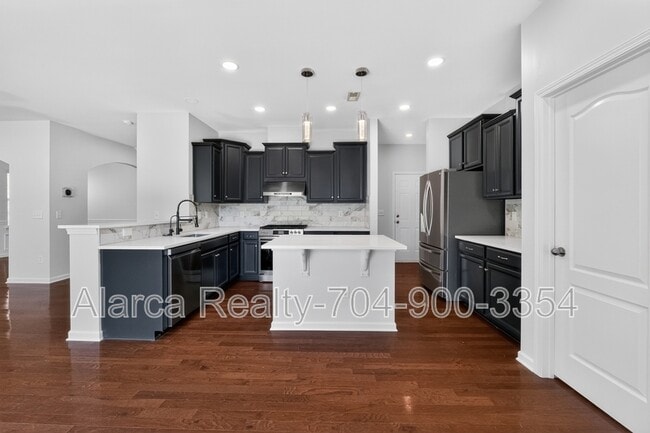 Building Photo - 10431 Paisley Abbey Ln