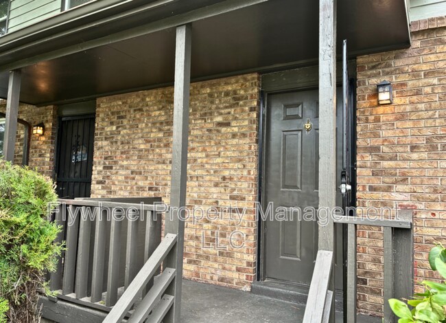 Building Photo - 780 Garrison Dr