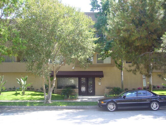 Foto del edificio - 11252 Peach Grove St