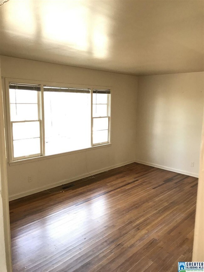 Building Photo - 4941 Brittain St