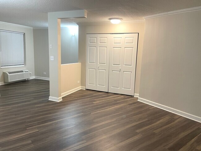 Building Photo - 470 Fawell Blvd