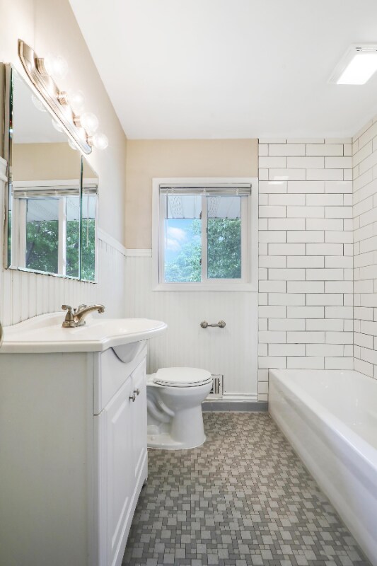 Foto del edificio - 6332 Xerxes Ave S