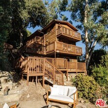 Building Photo - 517 Canon View Trail