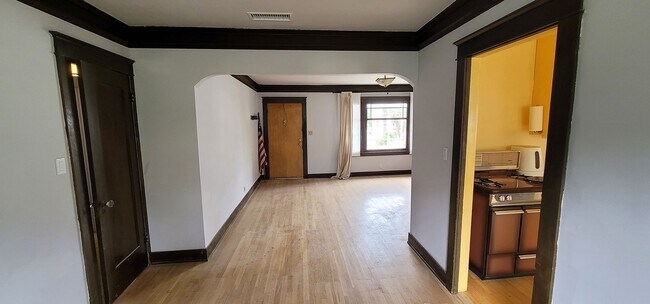 Foto del edificio - Glendale Awaits You