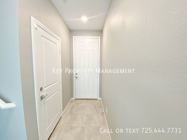 Building Photo - 3 BEDROOM + LOFT  HOME IN INSPIRADA COMMUN...