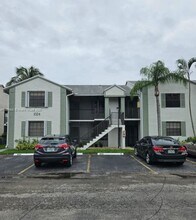 Building Photo - 1024 S Independence Dr