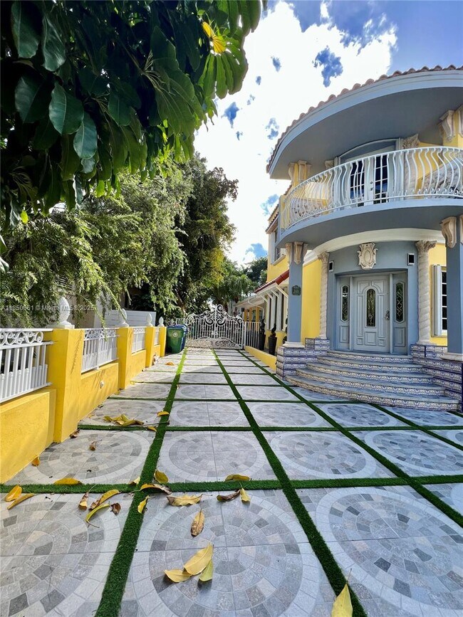 Foto del edificio - 1336 SW 14th St