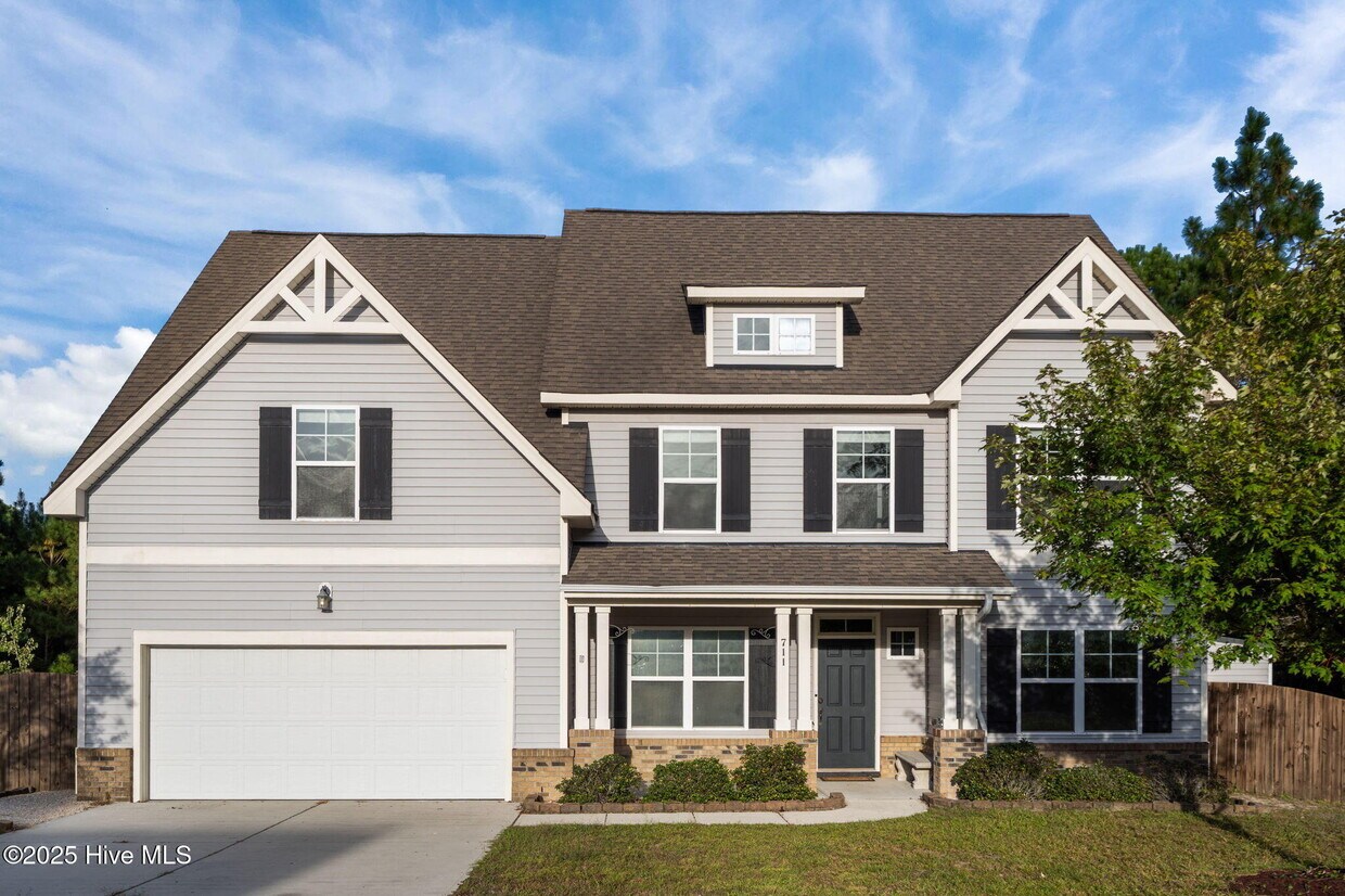 Foto principal - 711 Tuscarora Dr