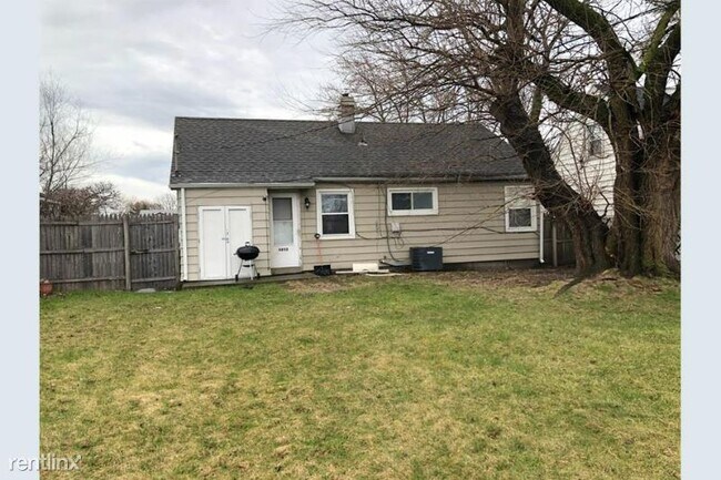 Foto del edificio - 3 br, 1 bath House - 6832 Olcott Ave