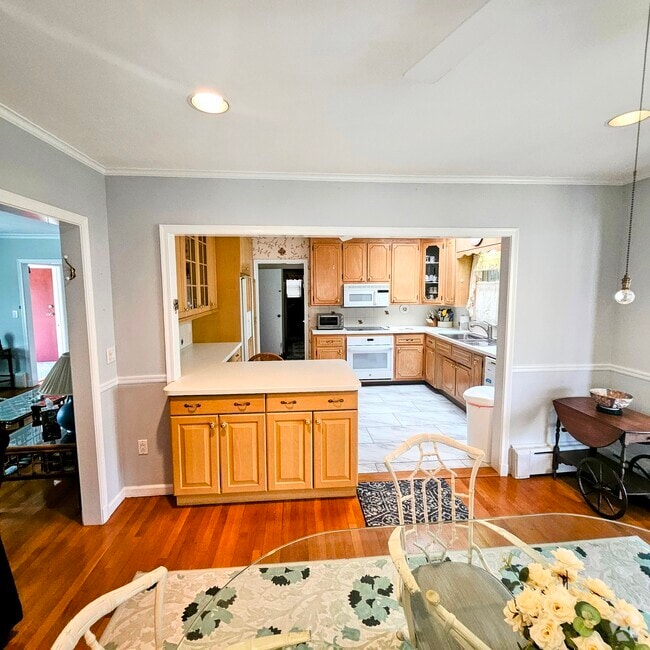 OPEN KITCHEN - 168 Park Ave