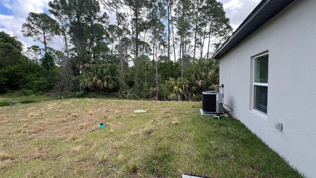 Building Photo - AWESOME 3 Bedroom, 2 Bathroom Home in Palm...