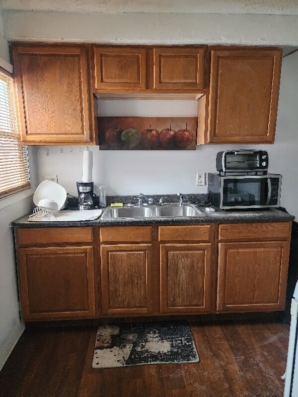 Foto del edificio - 18748 W Chicago