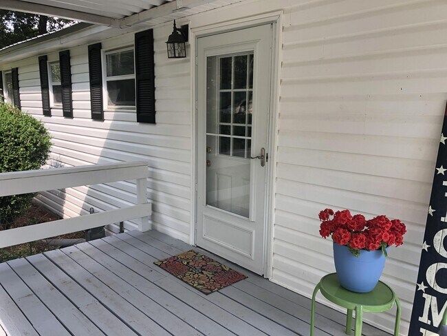 Building Photo - 129 Beach Haven Cir