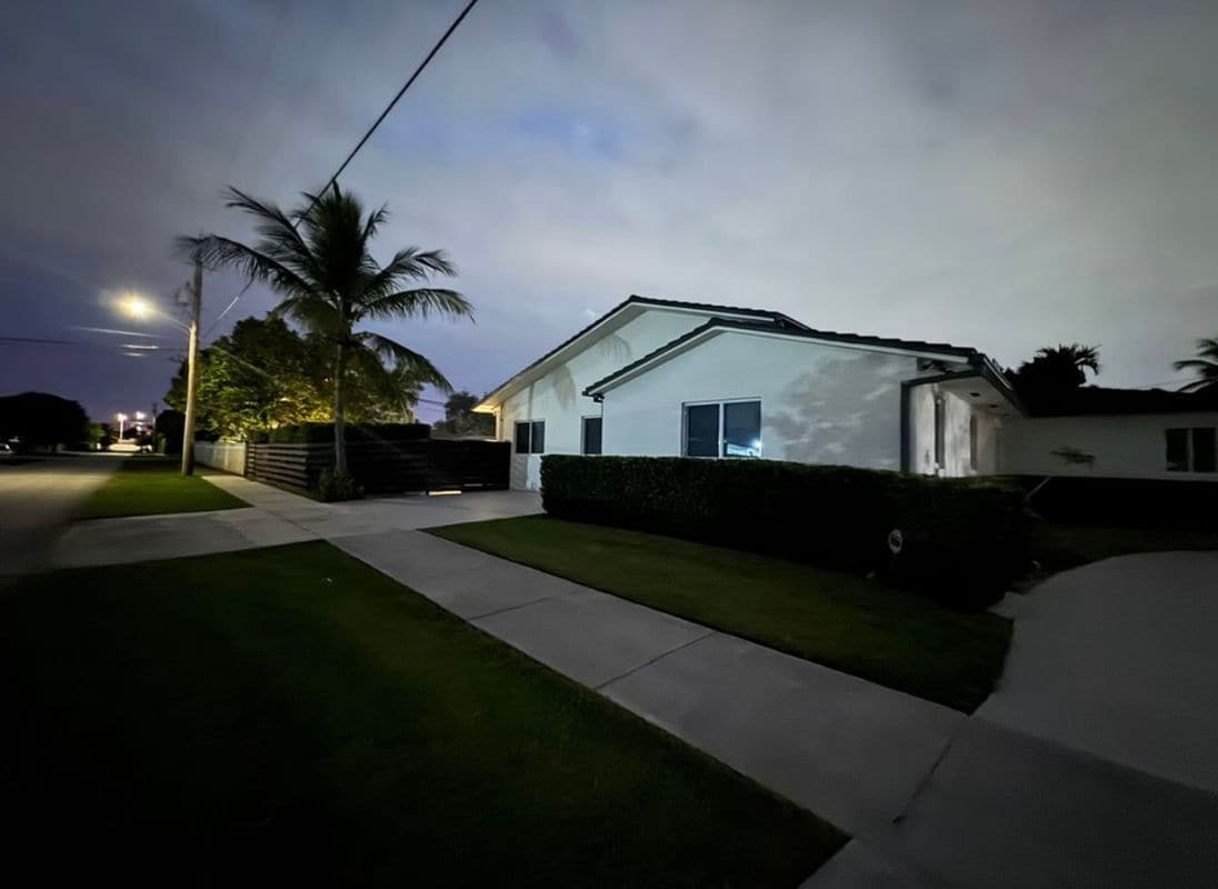 Primary Photo - 2930 SW 79th Ct