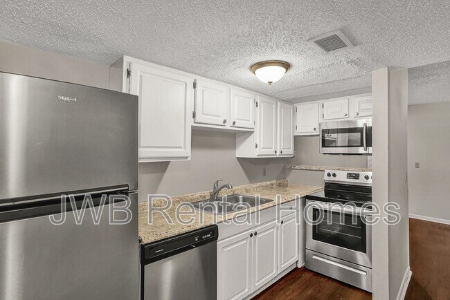 Building Photo - 10825 Key Haven Blvd