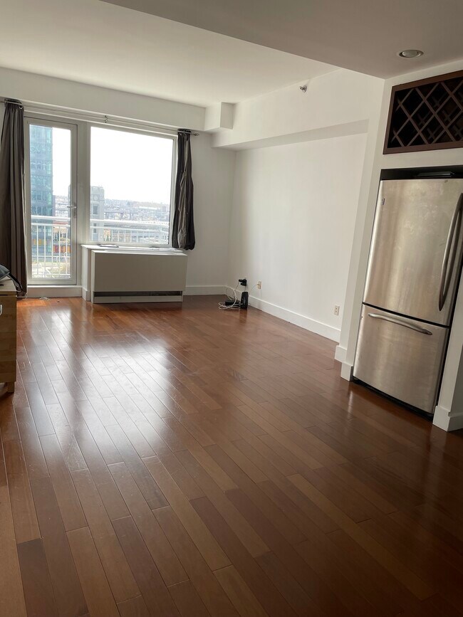 Foto del edificio - 4427 Purves St