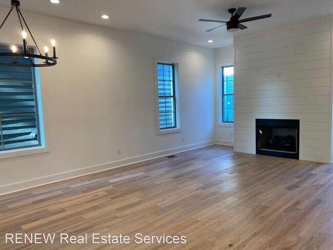 Building Photo - 4 br, 4 bath House - 561 Croley Dr