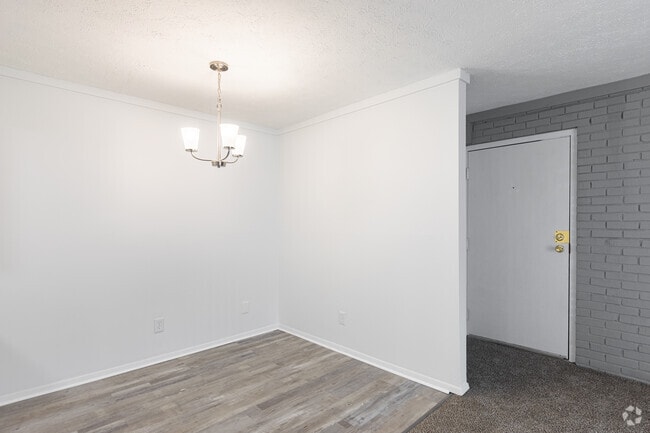 1BR, 1BA - 680SF - Valley Brook Apartments