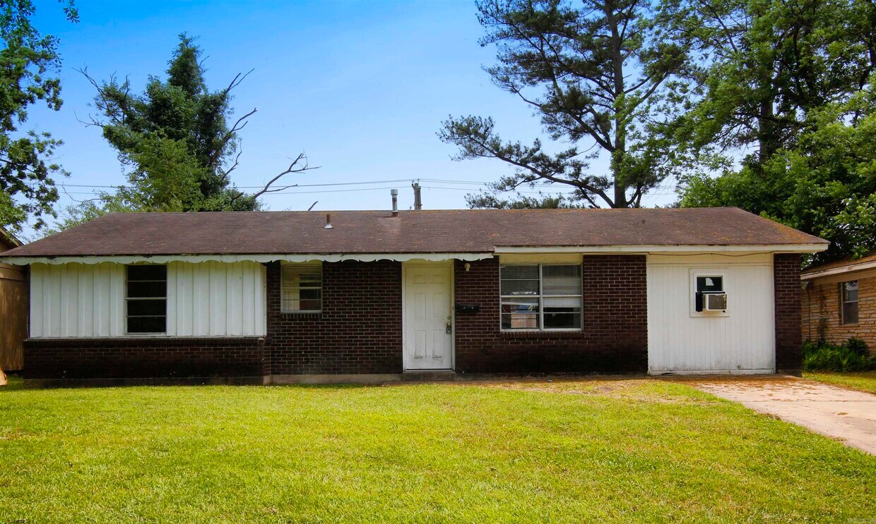 Foto principal - 2406 Belmoor Ave