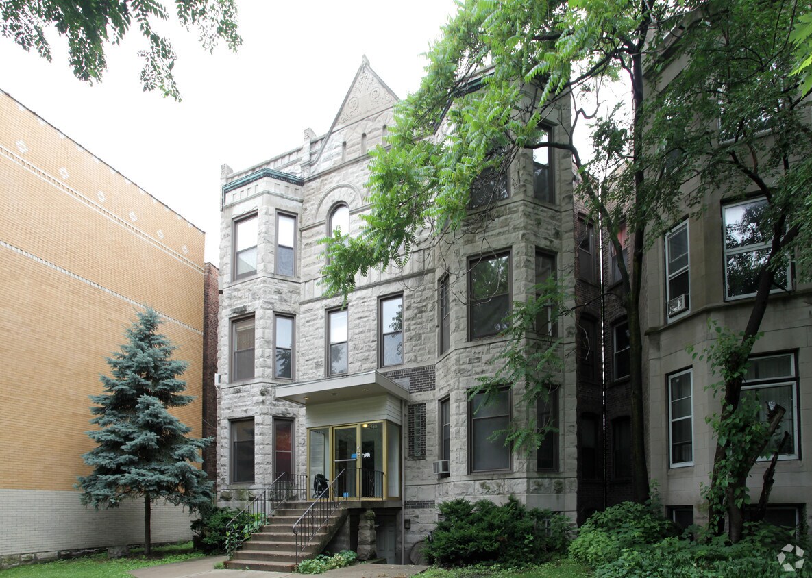 Primary Photo - 5430-5432 S University Ave