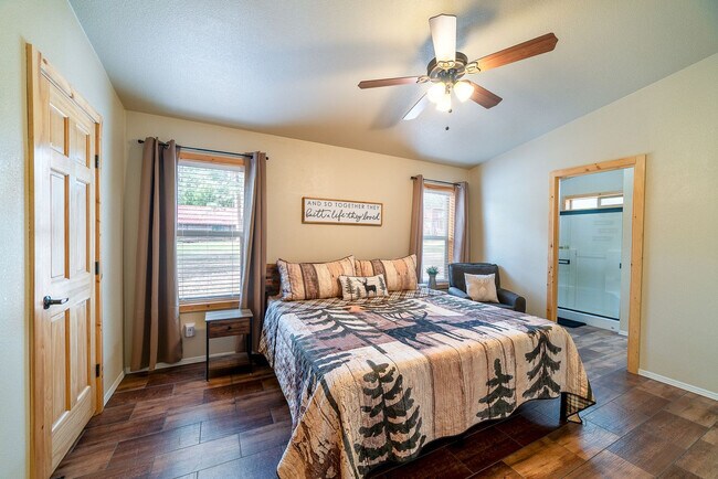 Foto del edificio - 3223 Old County Rd