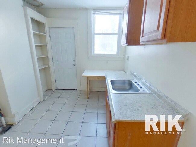 Foto del edificio - 3 br, 1 bath House - 126 Lenox Street