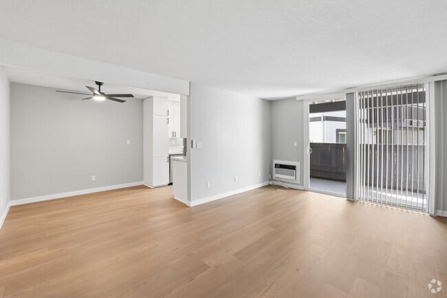 2BR, 1BA - 950SF - Living Room - Surf House Apartments
