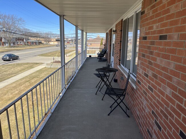 Foto del edificio - 31914 Harper Ave