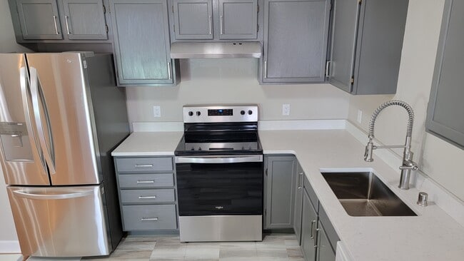 Kitchen Stove - 3650 E Barbara Ct
